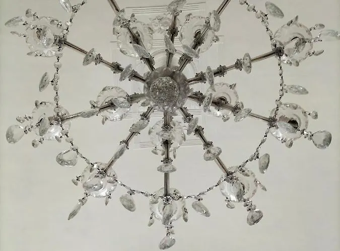 Oda ve Kahvaltı Chapo Katanya